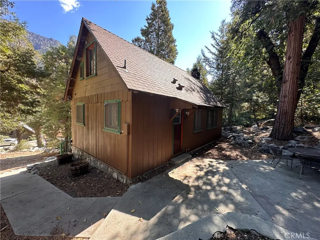 39505 Canyon Drive, Forest Falls, CA 92339 - Photo 2 of 14, Forest Falls, CA