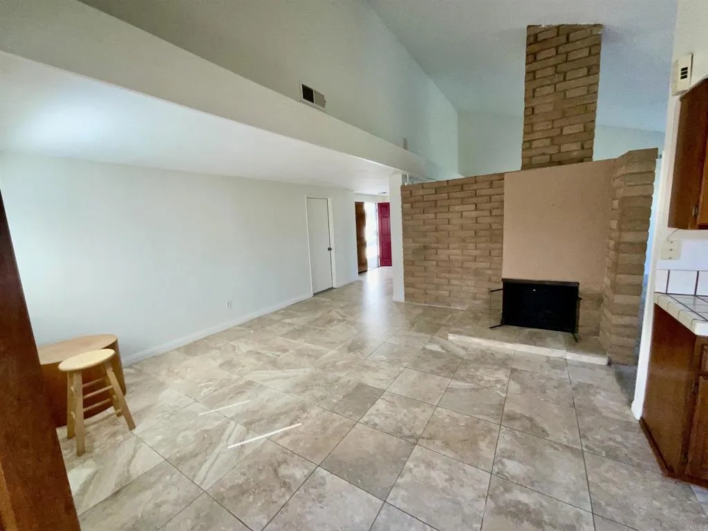 https://cdn.realtyfeed.com/cdn/127/306531543/1cd0c4eead180a18f4e0eacc32a7a121.webp