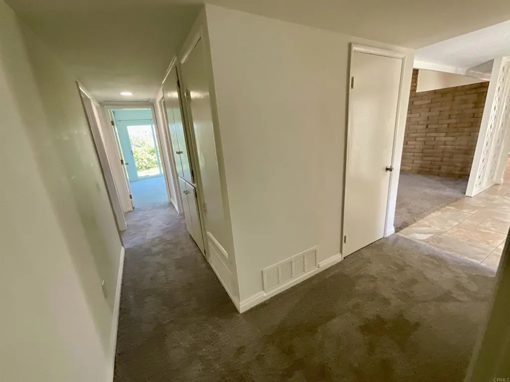 https://cdn.realtyfeed.com/cdn/127/306531543/5eaa3304e1eeda1b902a34f2a25e464e.webp