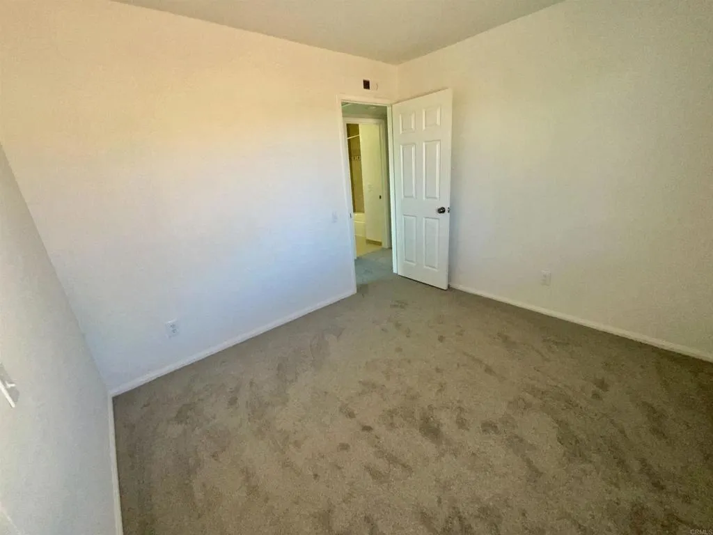 https://cdn.realtyfeed.com/cdn/127/306531543/5ec2b5cc110f6d5a3086dd823c627f40.webp