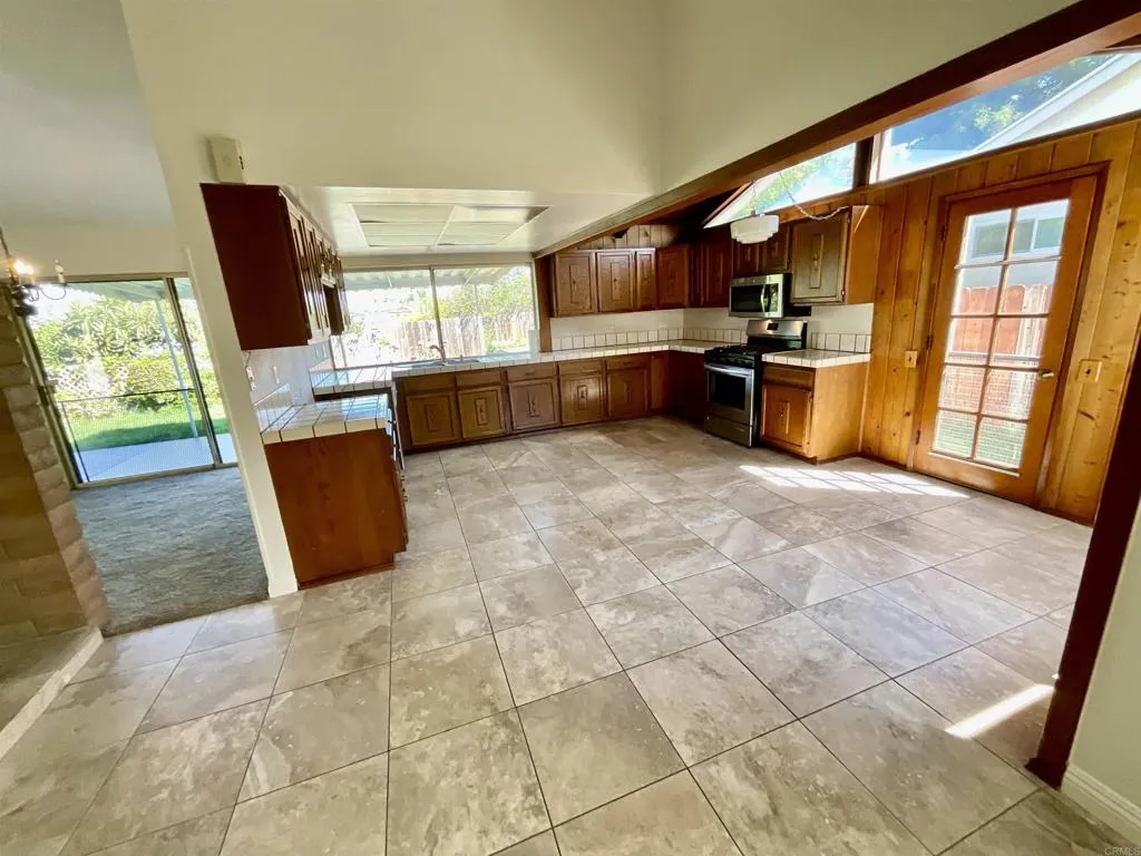 https://cdn.realtyfeed.com/cdn/127/306531543/95233c1582fd1a1c516bc01511fe7516.webp