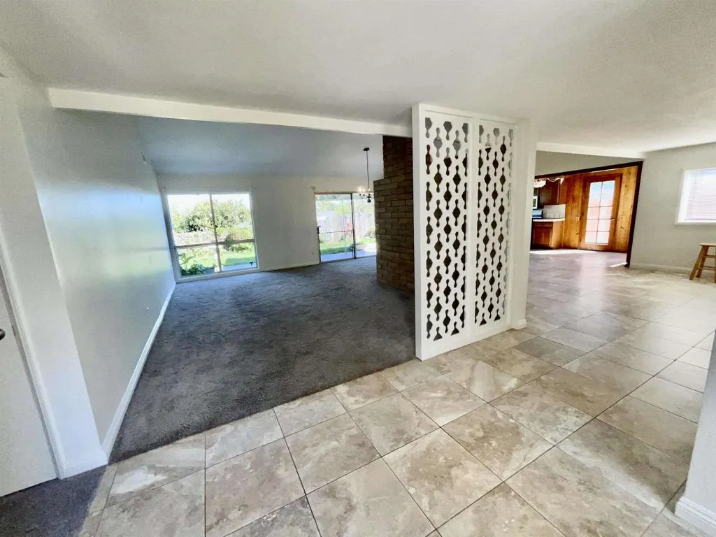 https://cdn.realtyfeed.com/cdn/127/306531543/d2abaa09ff649fdac49adbe8d9794bb2.webp