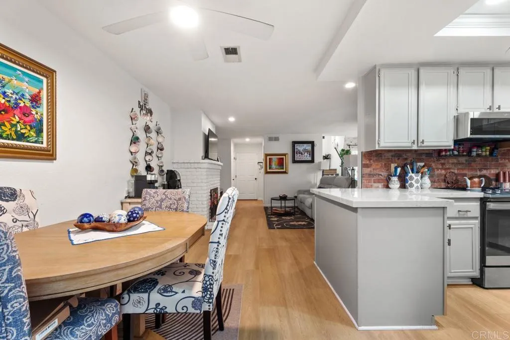 https://cdn.realtyfeed.com/cdn/127/306531558/58462fc9bdb4ea5c461e963256a1b41a.webp