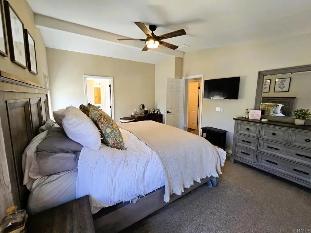https://cdn.realtyfeed.com/cdn/127/306531589/2912acb78f9e4f152577383d3d8ed1f1.webp