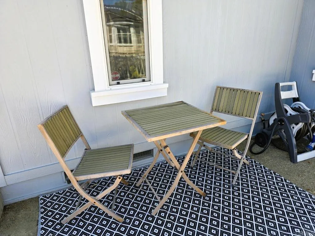 https://cdn.realtyfeed.com/cdn/127/306531589/42bd0fb44fcff62991295b9a8eddf45b.webp