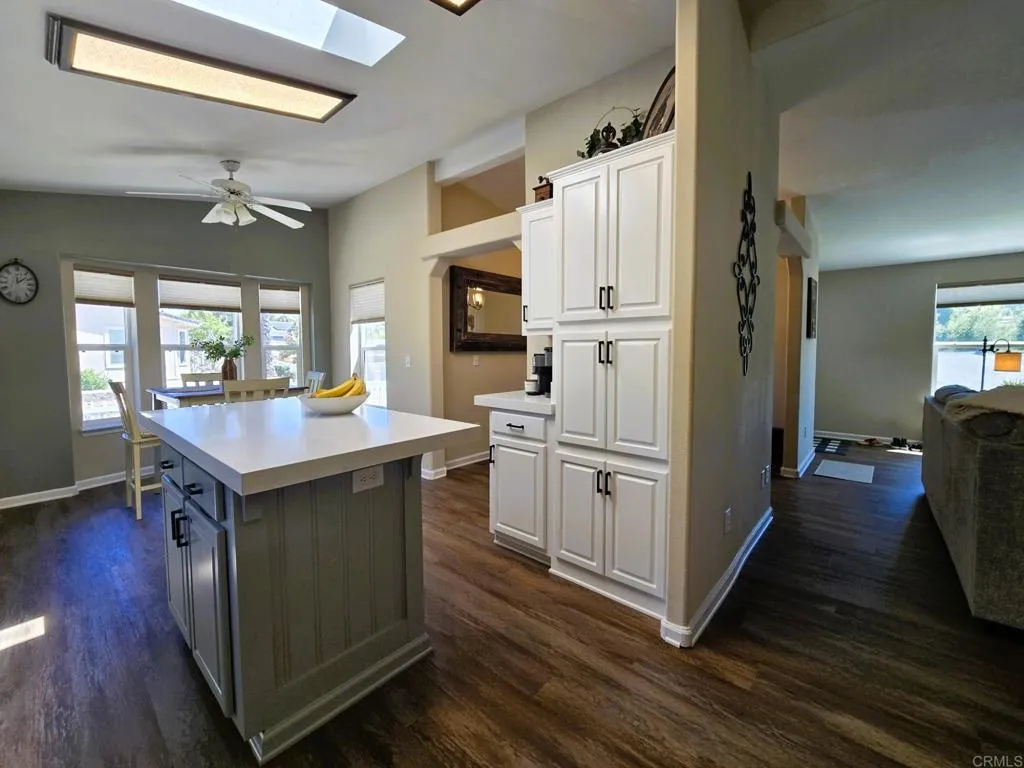 https://cdn.realtyfeed.com/cdn/127/306531589/cc57e5c52ba0cfea5e107173a37d6d93.webp