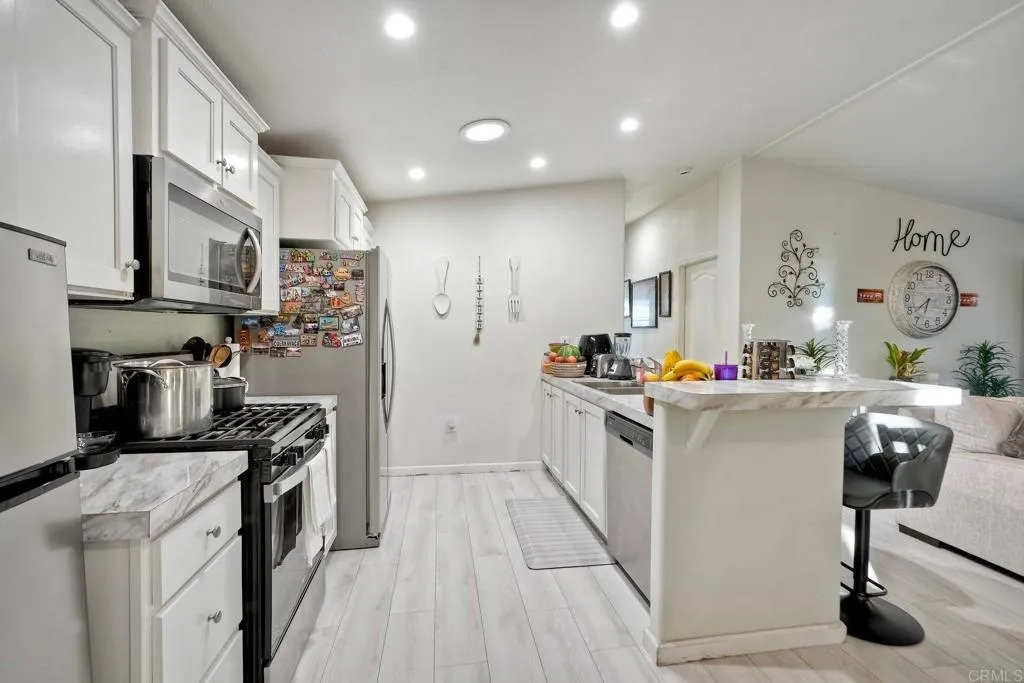2700 E Valley Pkwy UNIT Spc 81, Escondido, CA, 92027