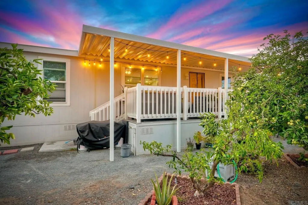 https://cdn.realtyfeed.com/cdn/127/306531619/99d89d40ee68110cf5a31f32a0249b5d.webp