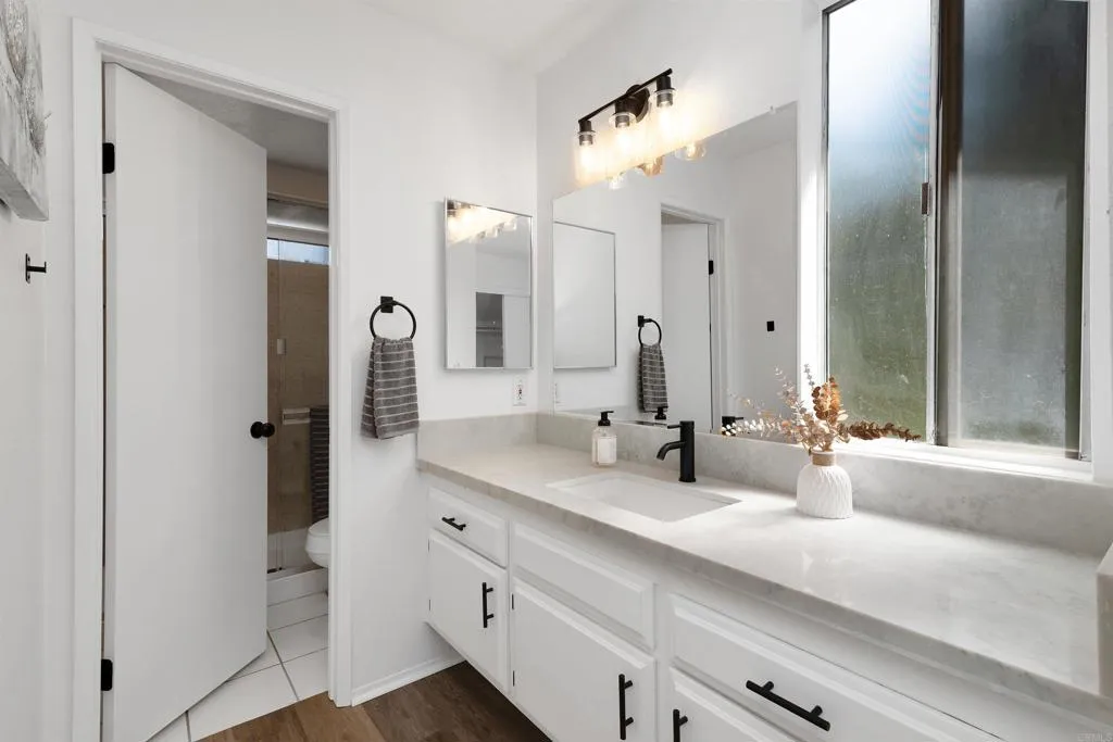 https://cdn.realtyfeed.com/cdn/127/306531625/127dd86e6def1cd838d14ea8d6e81510.webp