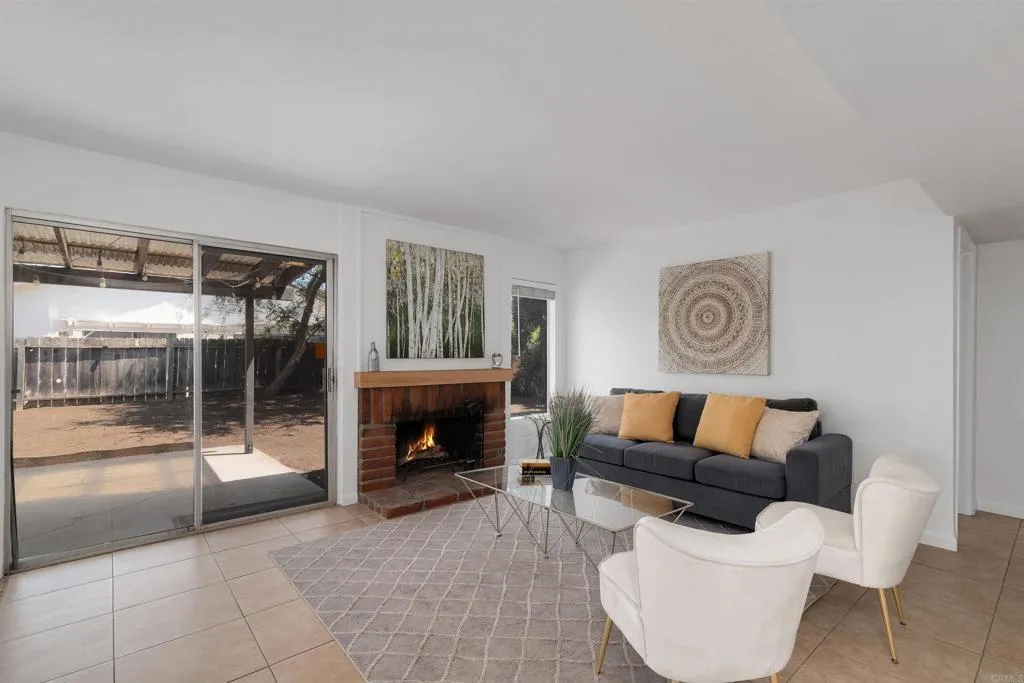 https://cdn.realtyfeed.com/cdn/127/306531625/6b3255a5345c72ae436a4e8250f0ae21.webp