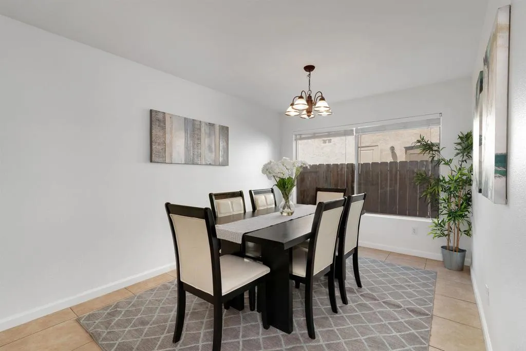 https://cdn.realtyfeed.com/cdn/127/306531625/7f87bab7ea04b7195aab4d628dabb3b1.webp