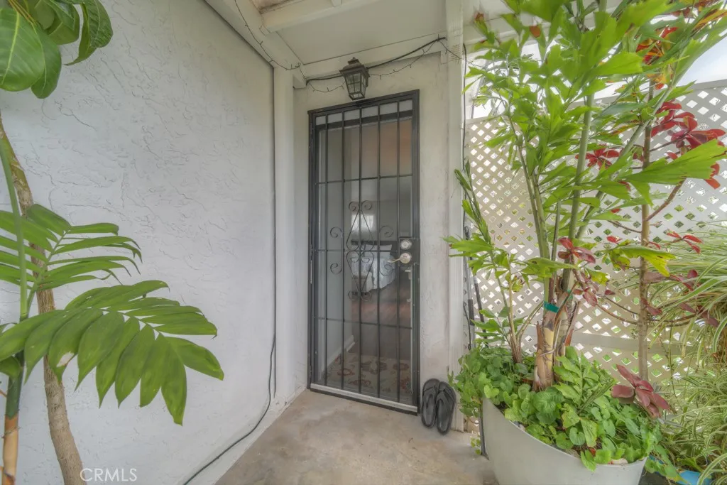 https://cdn.realtyfeed.com/cdn/127/306531638/21e65861c87cb3e72949206f5776acfe.webp