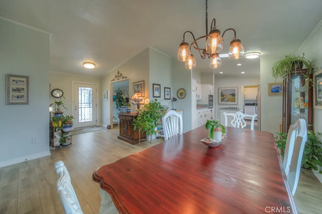 https://cdn.realtyfeed.com/cdn/127/306531638/affa1ae5931cdc8918d278561e68916a.webp