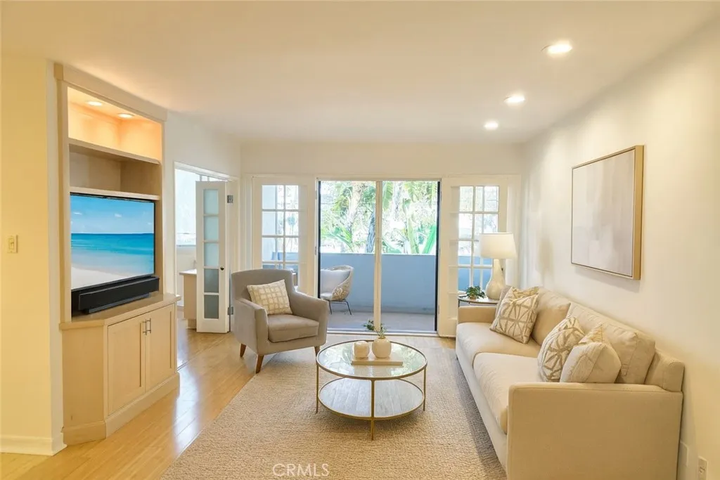 Santa Monica, CA 90403