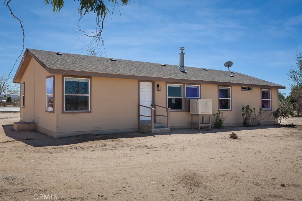 Lancaster, CA 93535