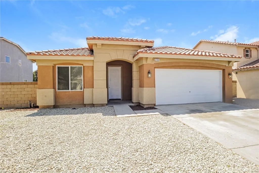 Lancaster, CA 93535
