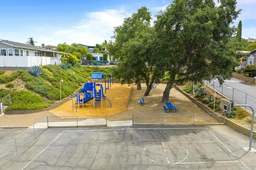 https://cdn.realtyfeed.com/cdn/127/306531693/2053e382b96923b80222c25ec2d97664.webp