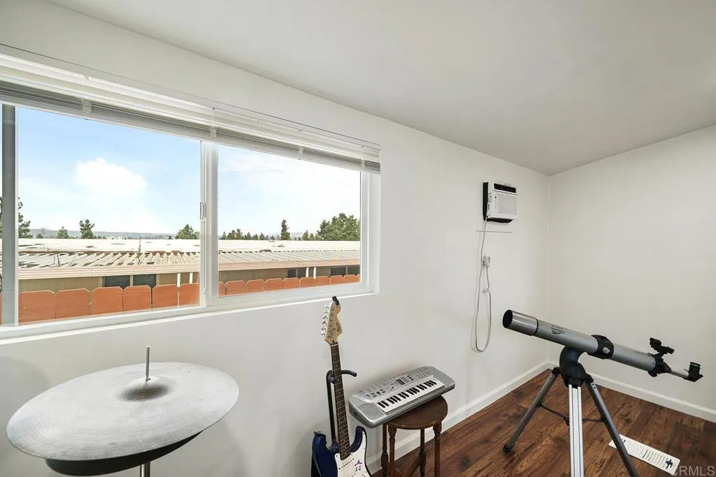 https://cdn.realtyfeed.com/cdn/127/306531693/315d09331f1a803e84f57169b41cc956.webp
