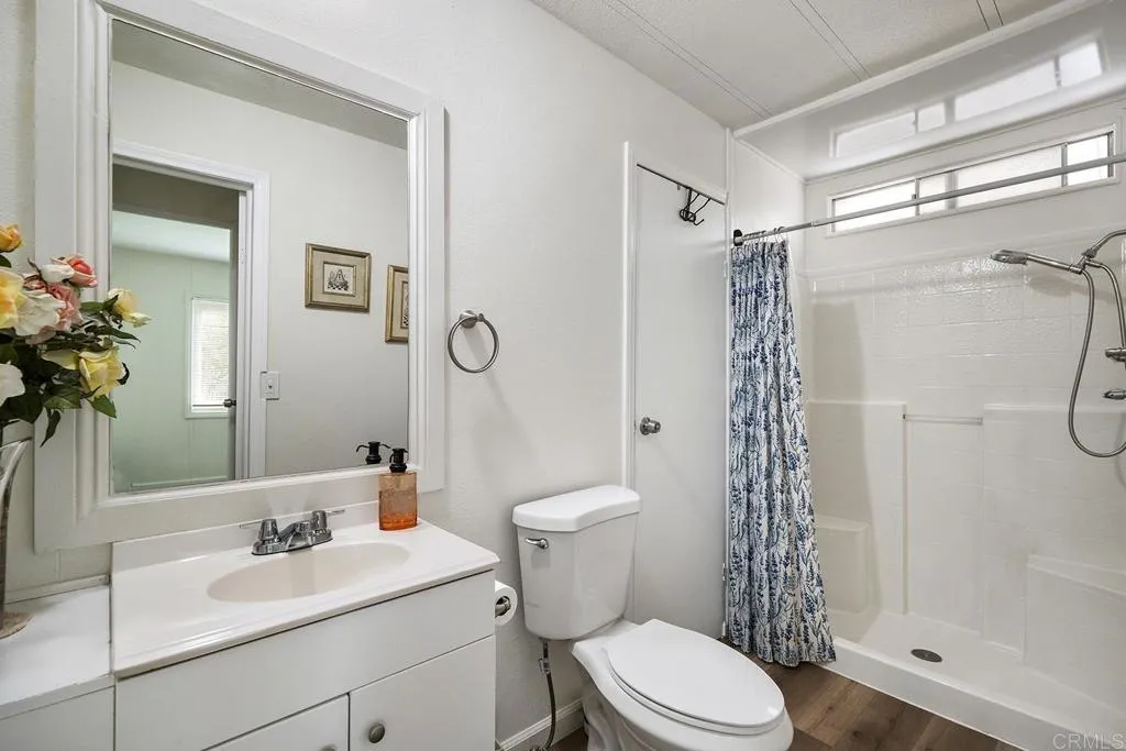 https://cdn.realtyfeed.com/cdn/127/306531693/6ac1e6aeef7a516ee2165fb0a8a674c2.webp