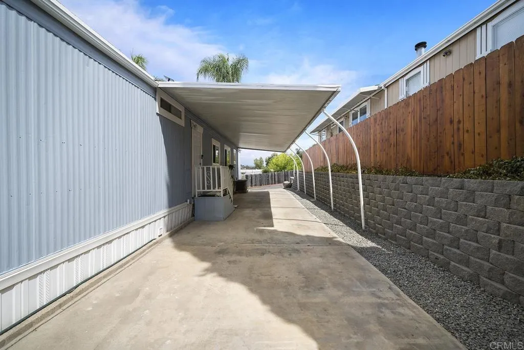 https://cdn.realtyfeed.com/cdn/127/306531693/a19bd6c627f277aed295db3c44e0a1be.webp