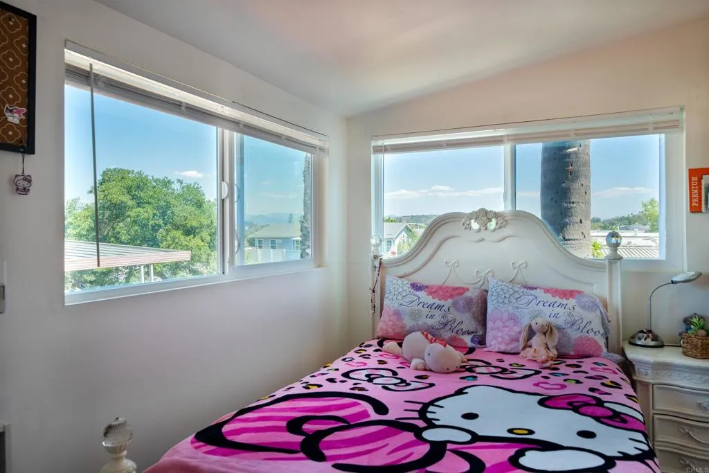 https://cdn.realtyfeed.com/cdn/127/306531693/cbfdd999b1721700d9b5dbfb8267e8e6.webp