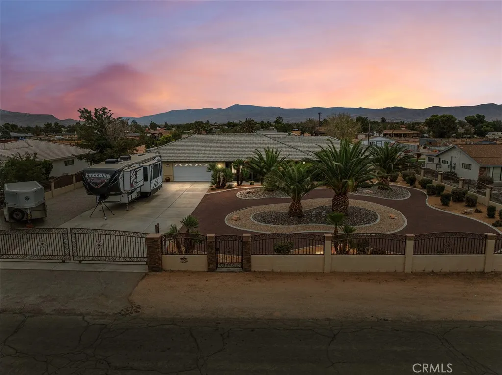 Apple Valley, CA 92307