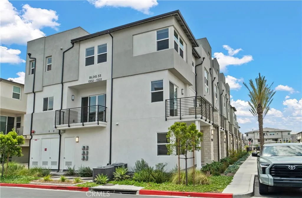 Anaheim, CA 92805