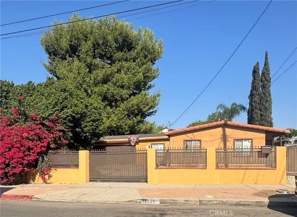 Sylmar, CA 91342