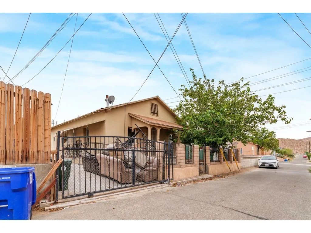 Barstow, CA 92311