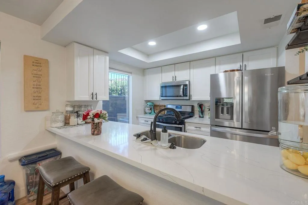 https://cdn.realtyfeed.com/cdn/127/306531791/73ec0a7be6b24529d15fae4f6bc3f132.webp