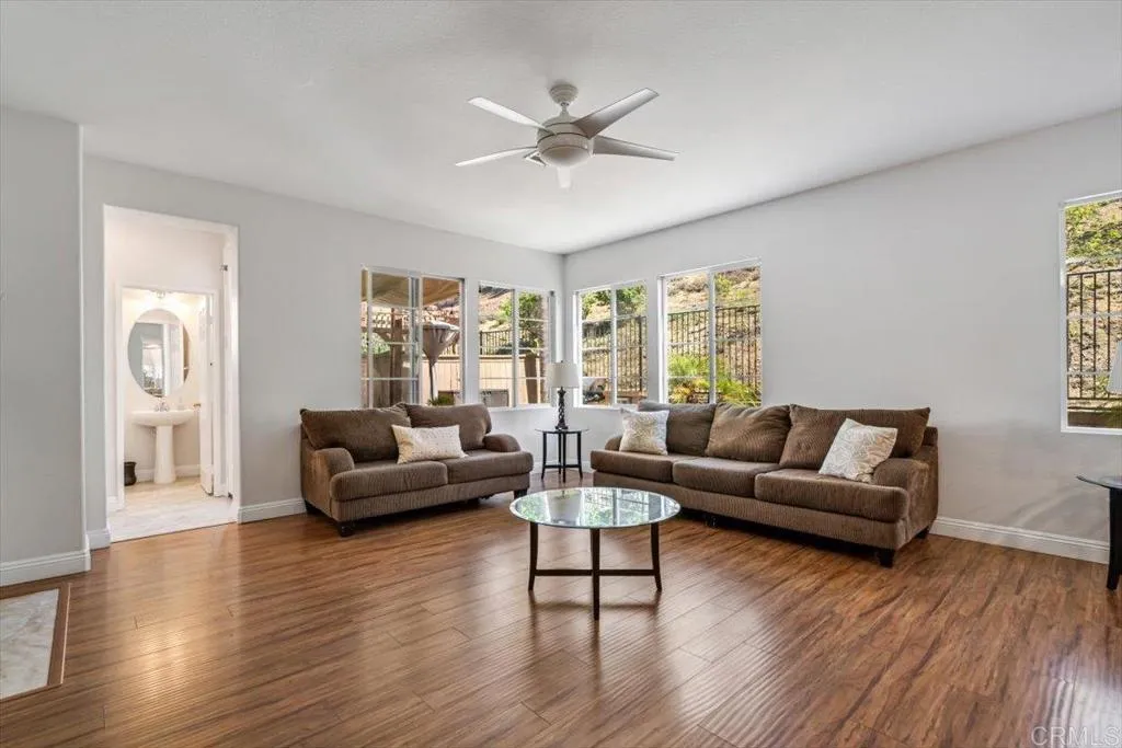 https://cdn.realtyfeed.com/cdn/127/306531803/2a921c848892924cfa48a2f988678178.webp