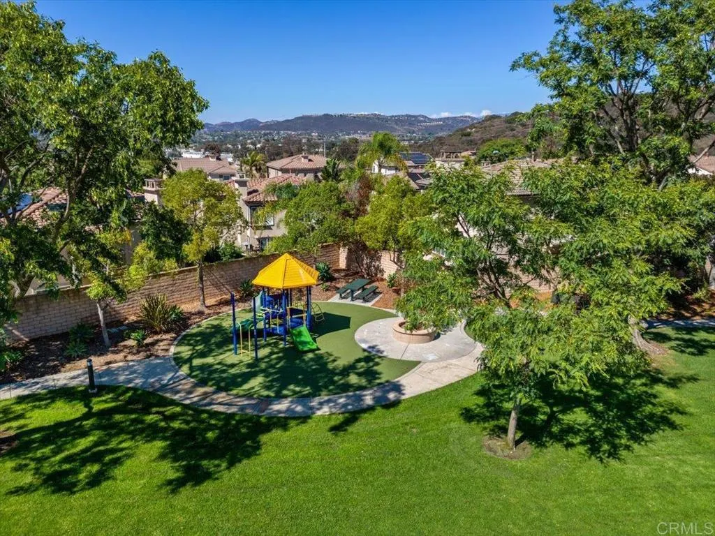 https://cdn.realtyfeed.com/cdn/127/306531803/41540f349de5d8da9d31f8145eabf77b.webp