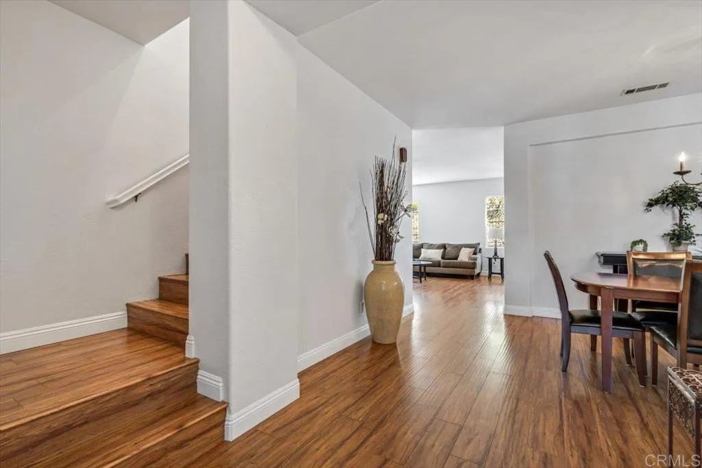 https://cdn.realtyfeed.com/cdn/127/306531803/485d4d014b7592a5868ace6587e36405.webp
