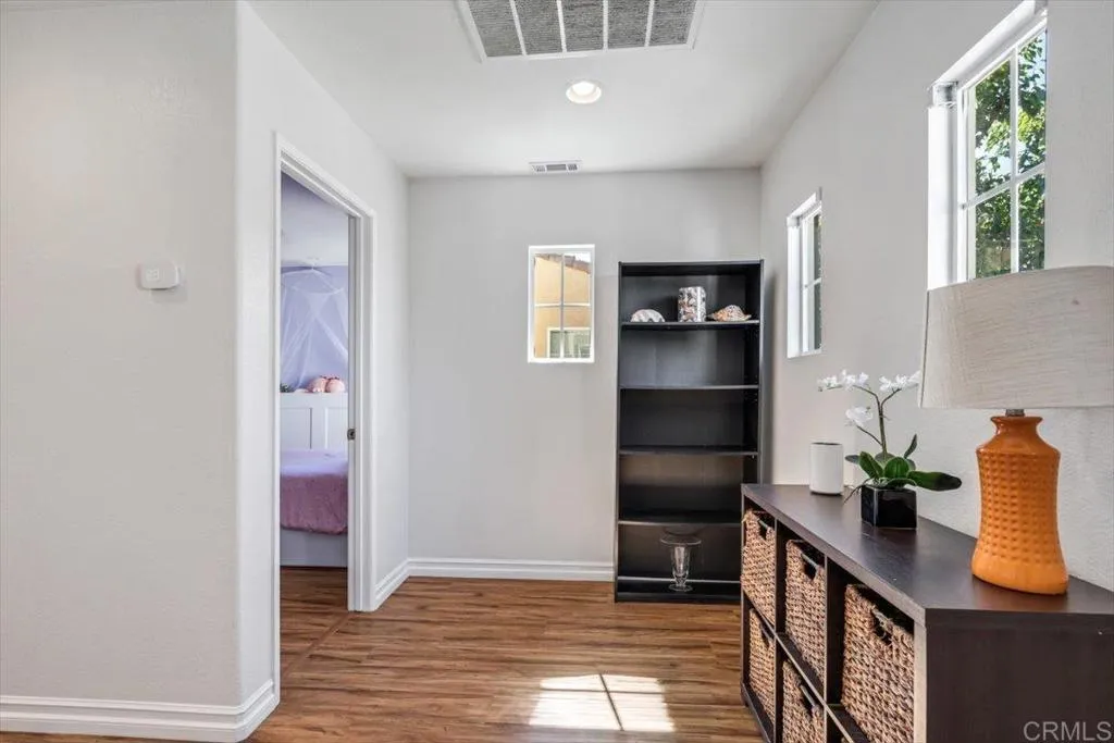 https://cdn.realtyfeed.com/cdn/127/306531803/c7cb3b8d46dc58931550ecbdabf29687.webp