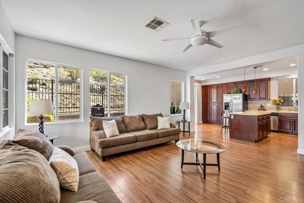 https://cdn.realtyfeed.com/cdn/127/306531803/db4b96d6abc7f2a4cebc6c633f91a551.webp