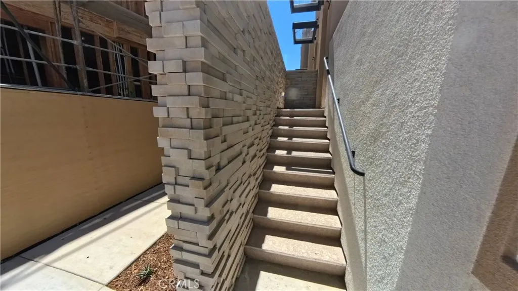 Photo #3: SW25195171 Listing 