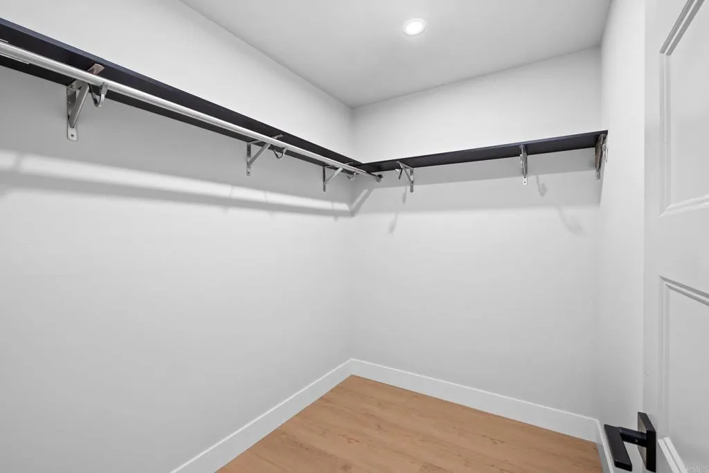 https://cdn.realtyfeed.com/cdn/127/306531839/0ea5c6d60aa069644cacdfd4c40a061b.webp