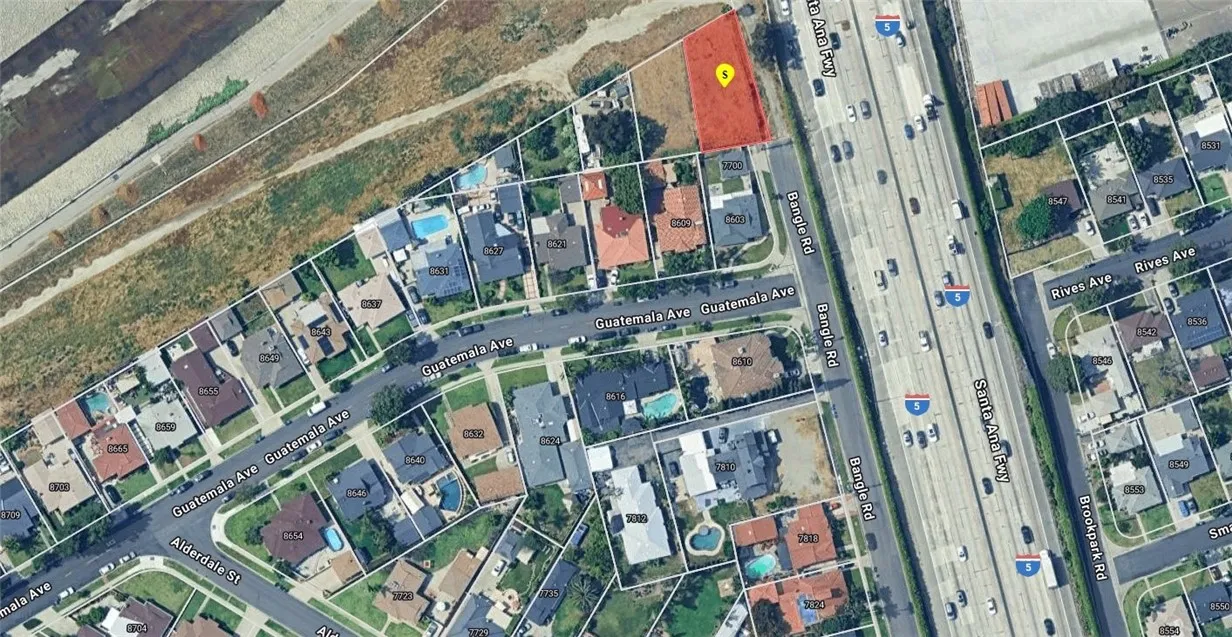Downey, CA 90240