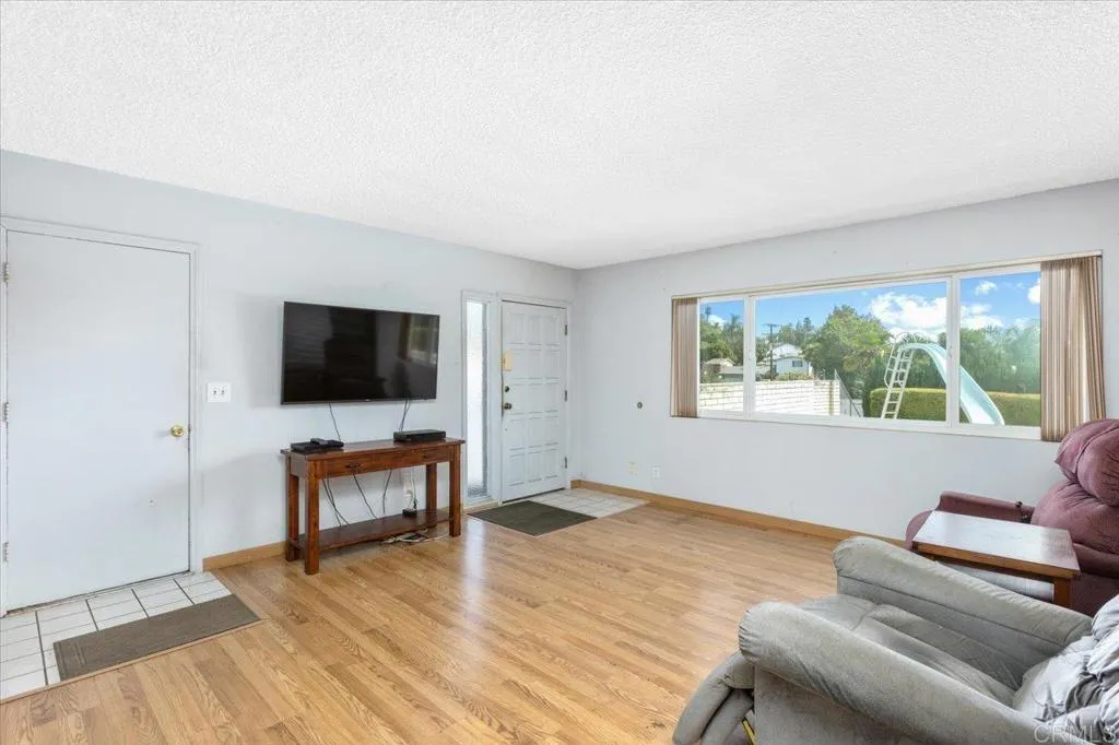 https://cdn.realtyfeed.com/cdn/127/306531855/1e554a65791b4bf2bf31c68aabe8c412.webp