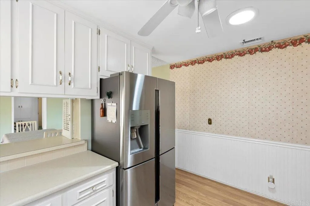 https://cdn.realtyfeed.com/cdn/127/306531855/ccb8ef86ee2ccbd7a4d01d4120f7edfe.webp
