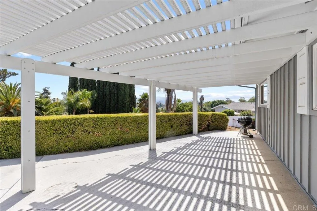 https://cdn.realtyfeed.com/cdn/127/306531855/d53df9ca7f44c8c54ef35993a47a907b.webp