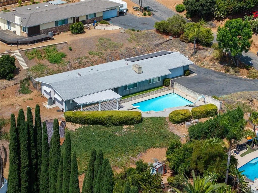 https://cdn.realtyfeed.com/cdn/127/306531855/e1cfa55dfa3cf5d1508cb931fd22efe5.webp