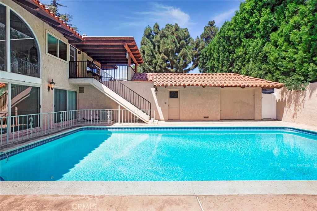 Santa Ana, CA 92705