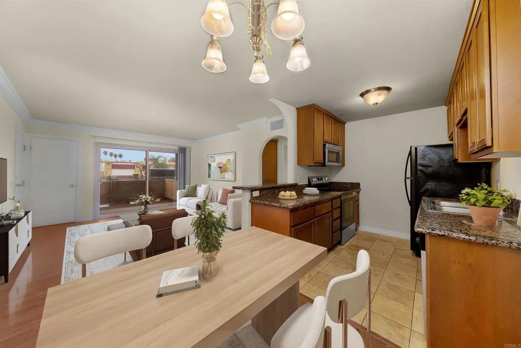 Photo #2: PTP2506637 Listing 