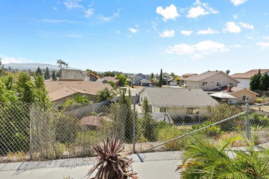 https://cdn.realtyfeed.com/cdn/127/306532019/be41616c276d80307e17c35d0fad69fb.webp