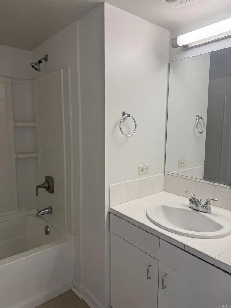 Photo #6: PTP2506640 Listing 