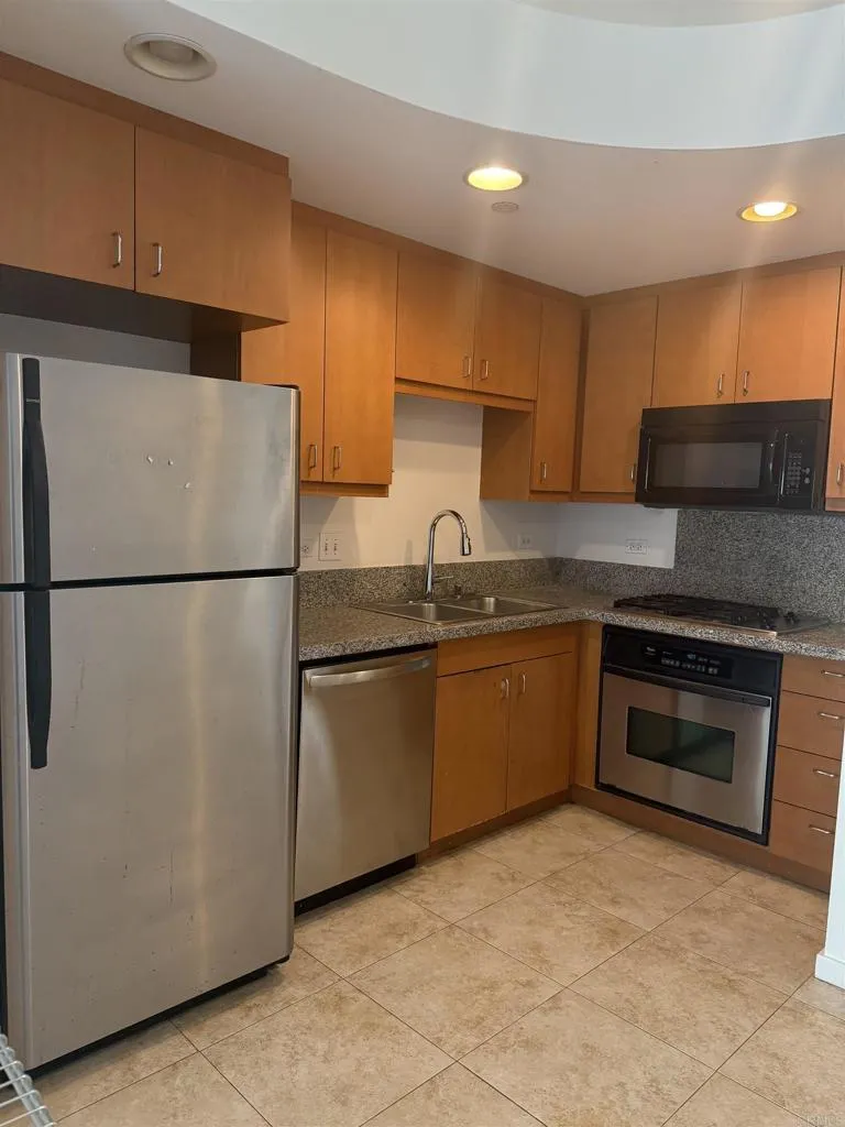 Photo #4: PTP2506640 Listing 