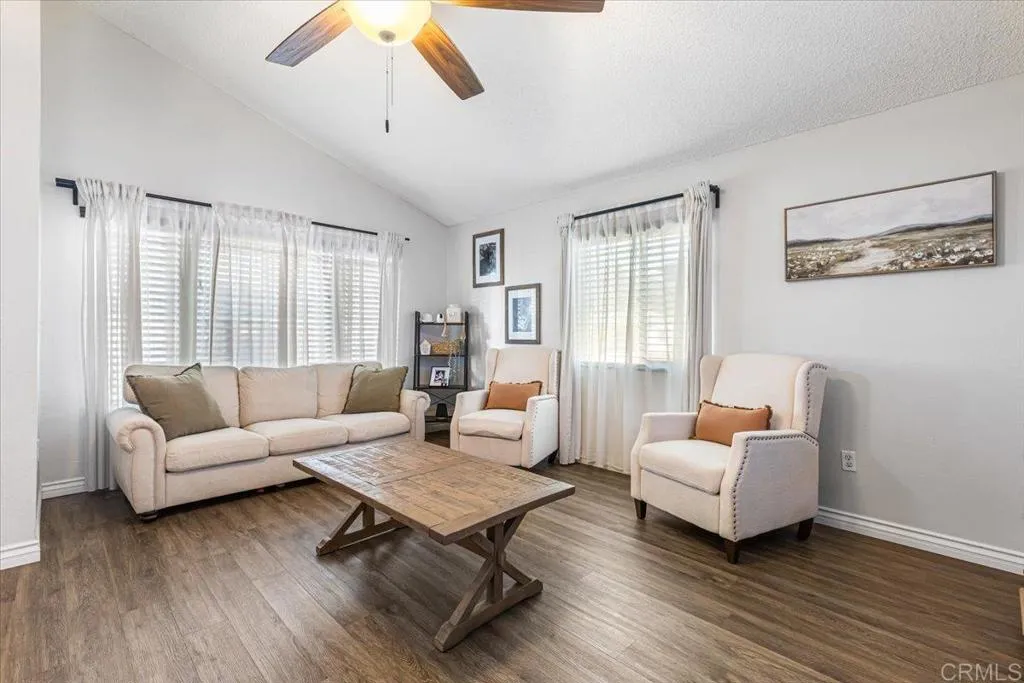 https://cdn.realtyfeed.com/cdn/127/306532051/0edf034e4b7945612de20a6a3277dfb6.webp