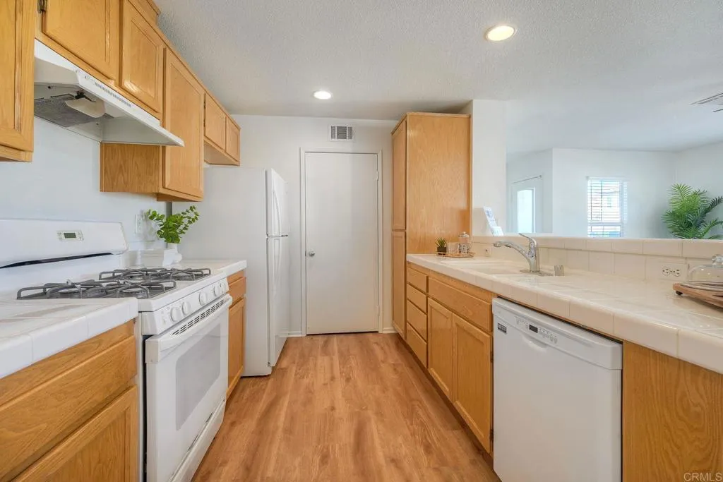 Photo #14: NDP2508516 Listing: Photo #14