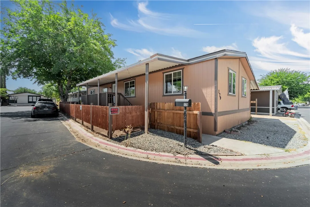 Palmdale, CA 93550